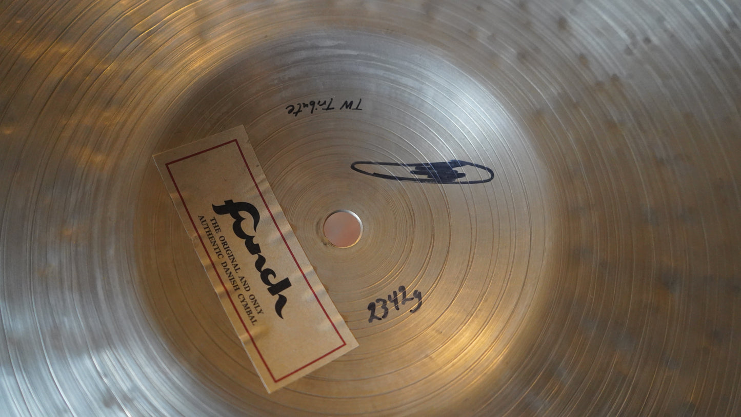22" TW Tribute 2342g