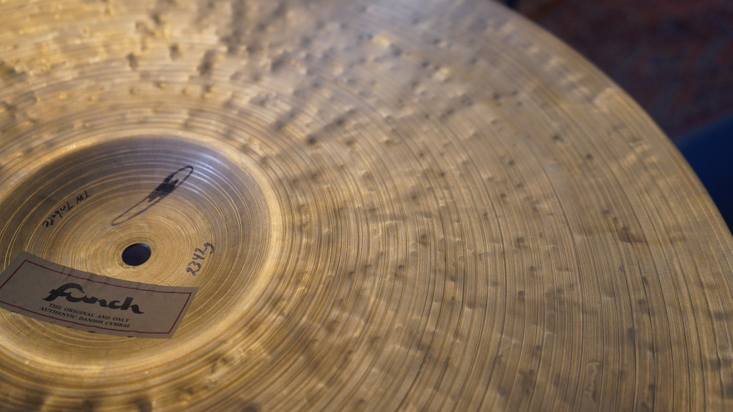 22" TW Tribute 2342g