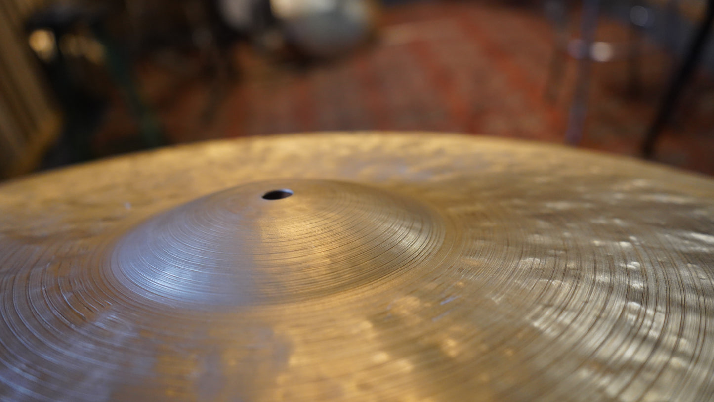 22" TW Tribute 2342g