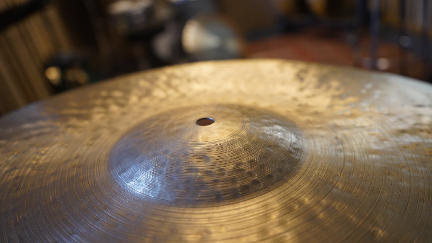 22" TW Tribute 2372g
