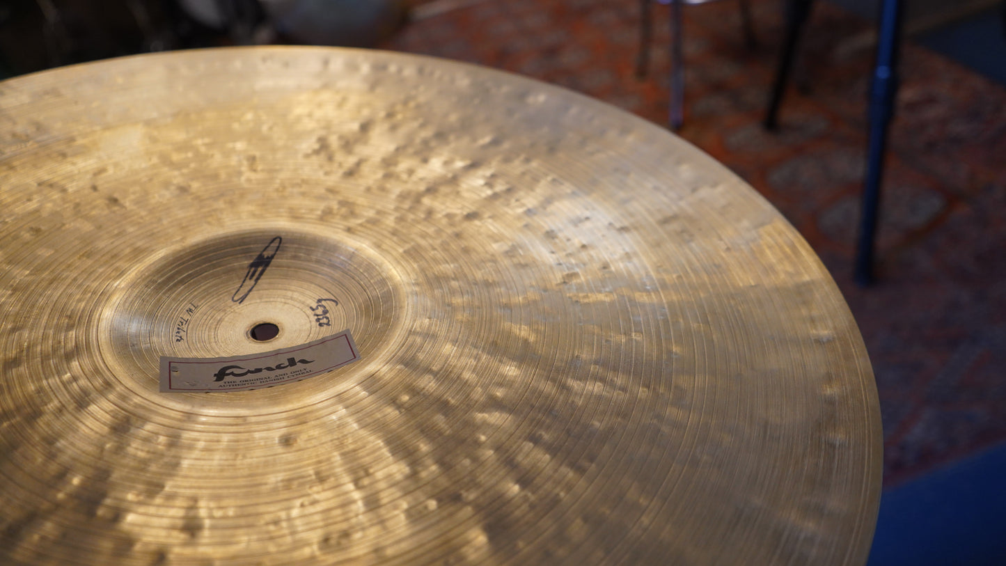 22" TW Tribute 2365g