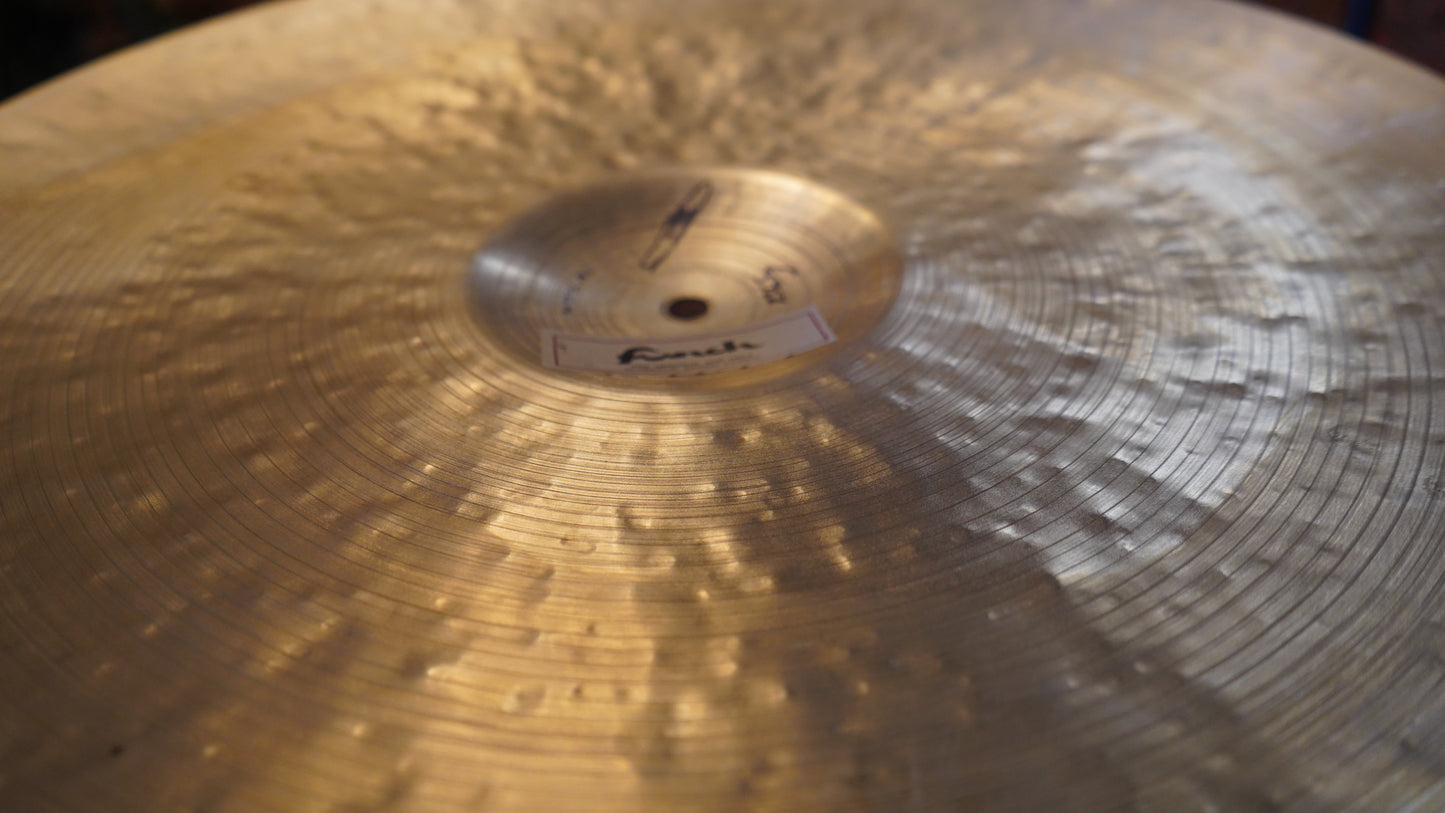 22" TW Tribute 2365g