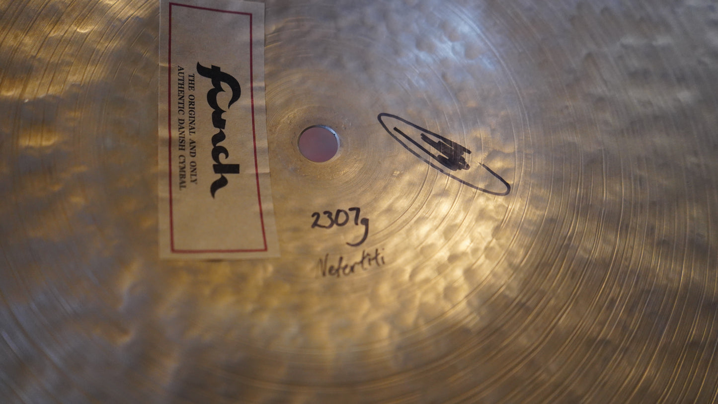 22" Nefertiti 2307g