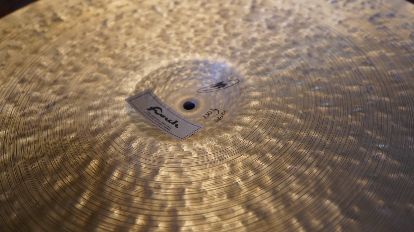 22" Nefertiti 2307g