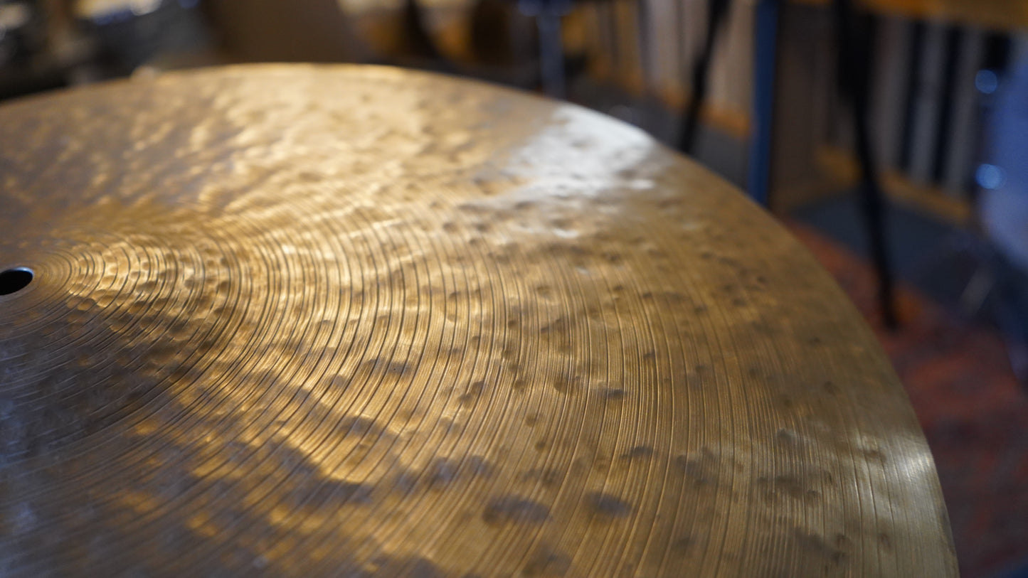 22" Nefertiti 2307g