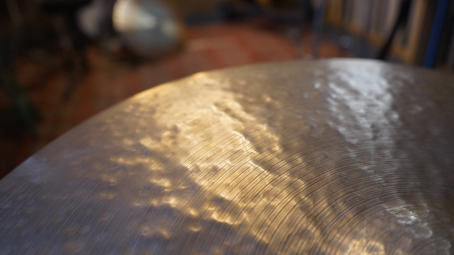 22" Nefertiti 2307g