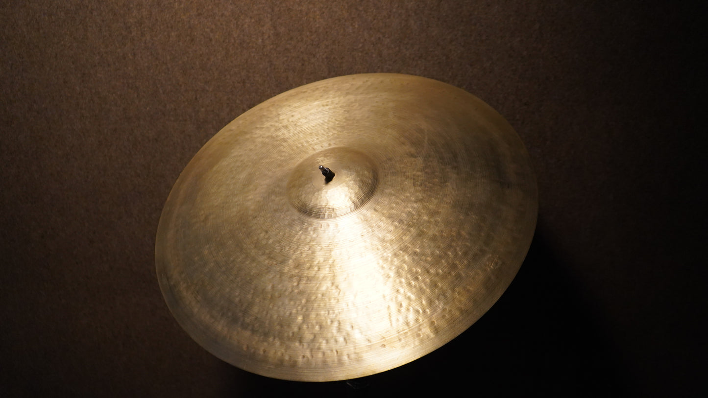 22" Nefertiti 2444g
