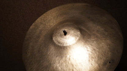18" Hand Formed Big Bell 1557g