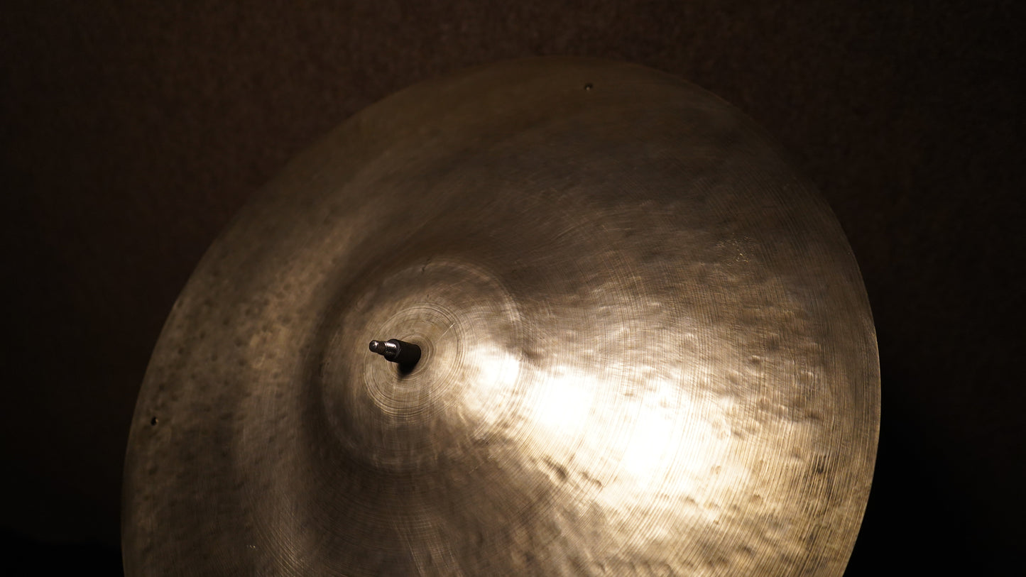 18" Hand Formed Big Bell 1557g