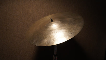 18" Hand Formed Big Bell 1557g