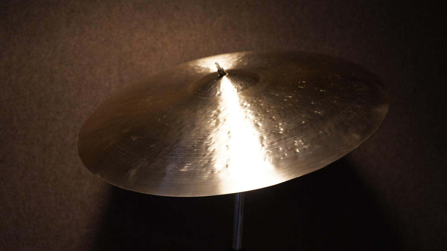 22" Nefertiti Tall 2353g
