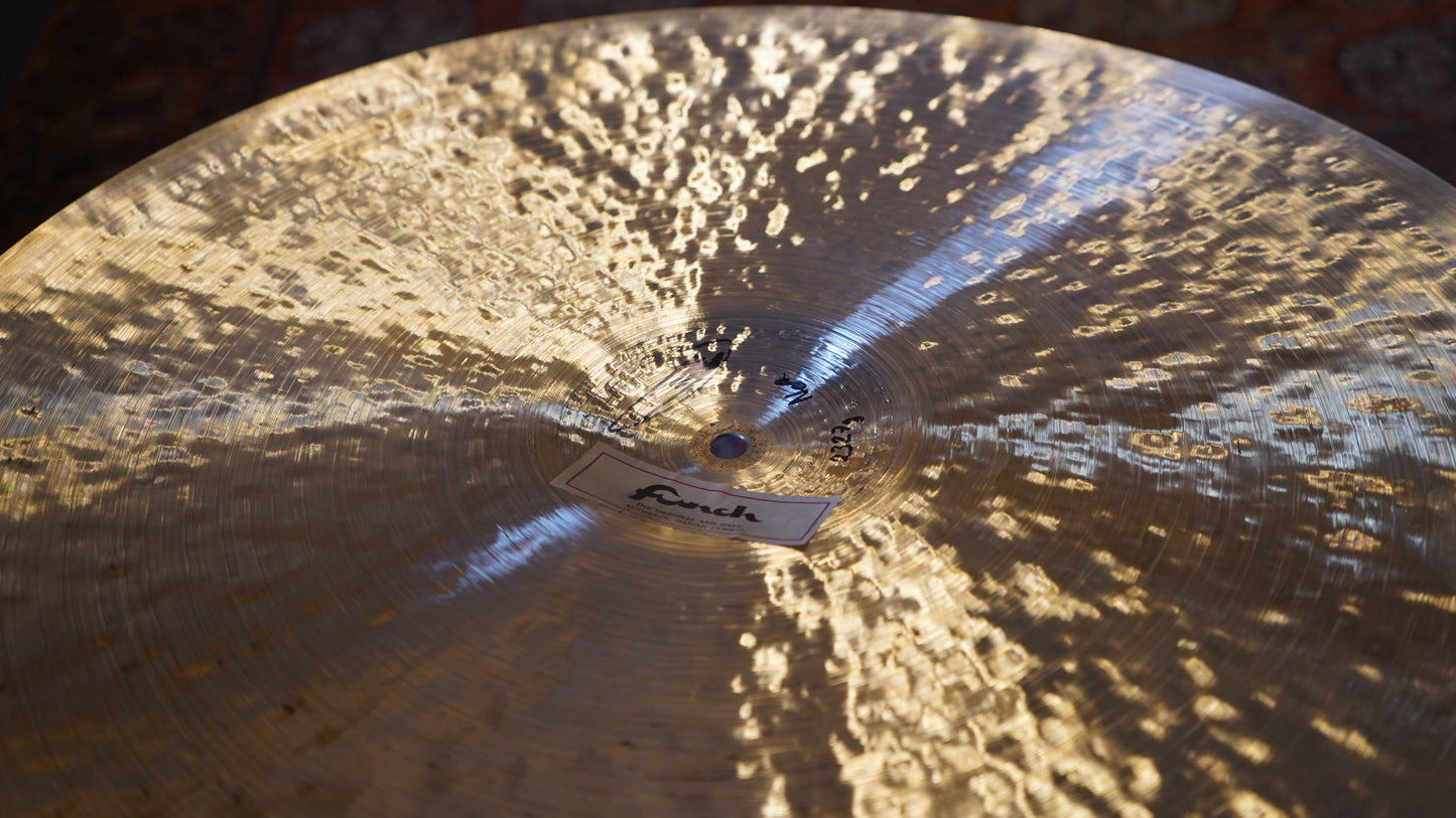 22" Nefertiti 2327g