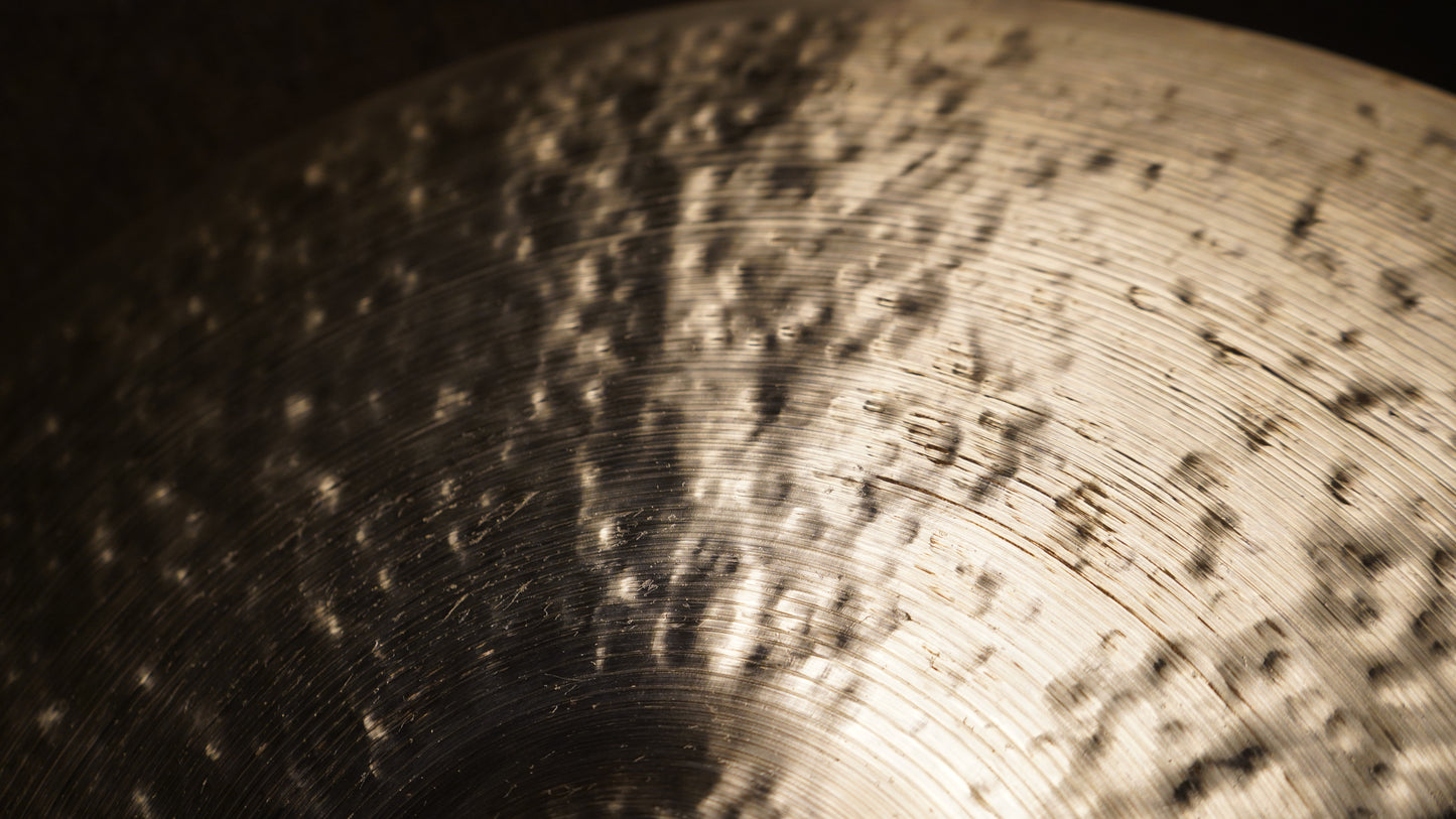 22" Nefertiti 2327g