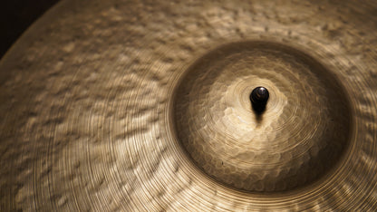 22" Nefertiti 2259g