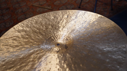 20" Nefertiti 1983g