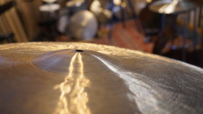 23" Nefertiti CB 2511g