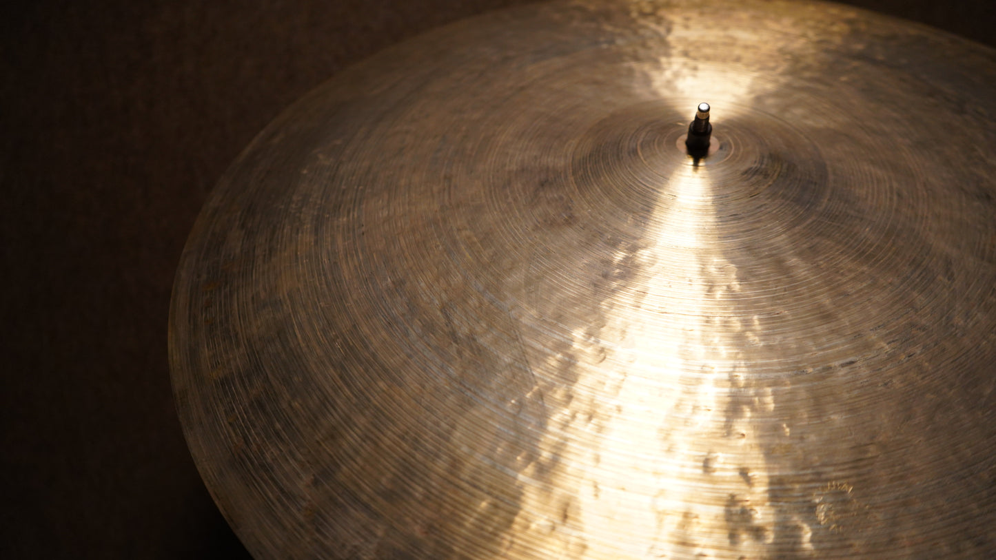23" Nefertiti CB 2511g