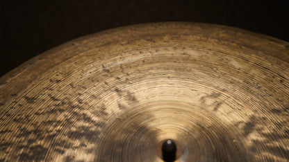 23" Nefertiti CB 2511g