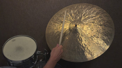 23" Nefertiti 2572g