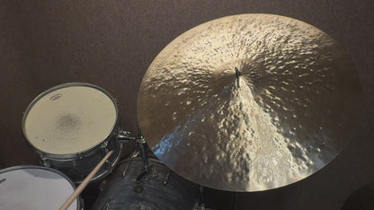 22" Nefertiti 2327g