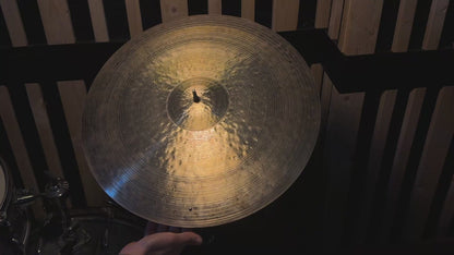 20" Messenger 1816g w/Rivets