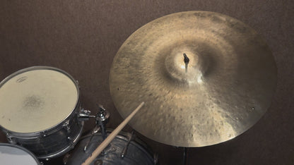18" Hand Formed Big Bell 1557g