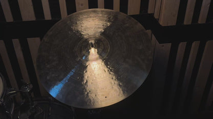 21" Nefertiti 1952g w/Rivets
