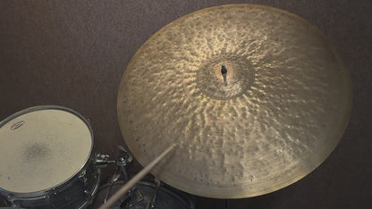 22" Nefertiti 2326g