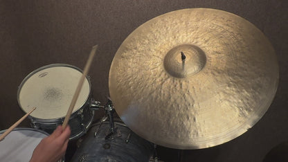 22" Nefertiti 2259g