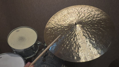 22" Nefertiti Tall 2250g